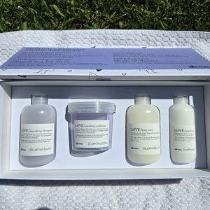 Davine Love/ soothing shampoo, conditioner, bodywash and body lotion.